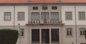 Palácio da Justiça com sinais de abandono